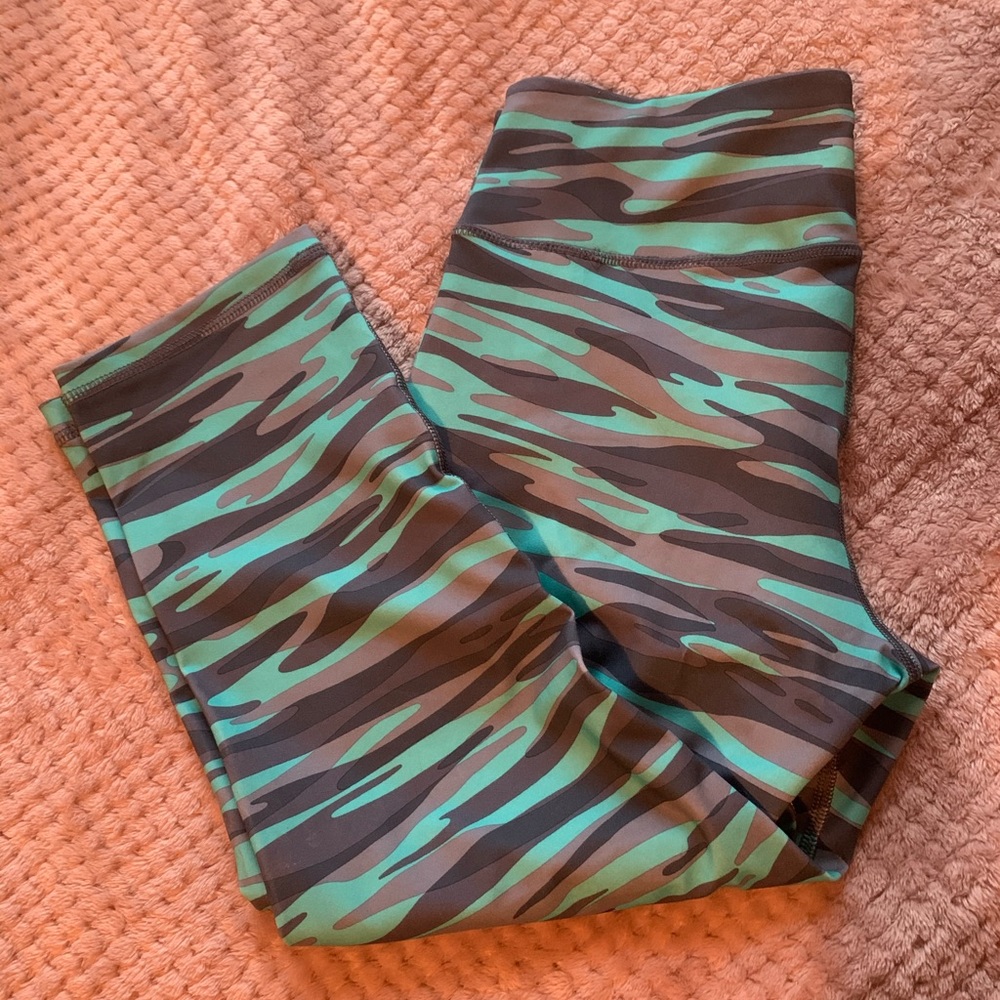 NWT Old Navy Blue Leggings